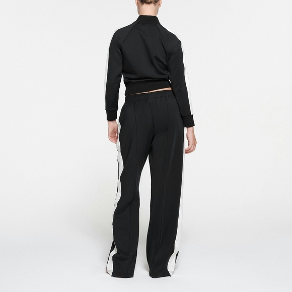 SKIMS Track Jacket! New with tags. Size Large. - Picture 4 of 7